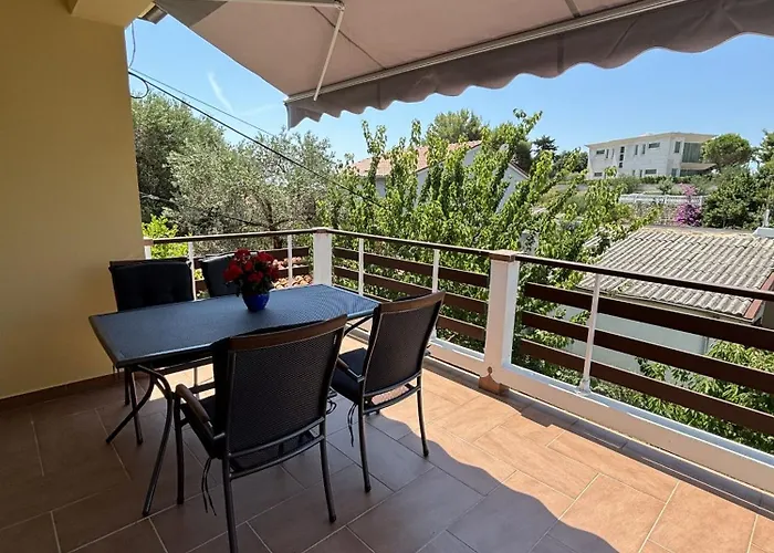 Mihaela 2 아파트 Banjol